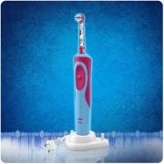 Oral-B Çocuklar İçin Şarj Edilebilir Diş Fırçası Frozen Özel Seri